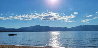 Lake with sun rays