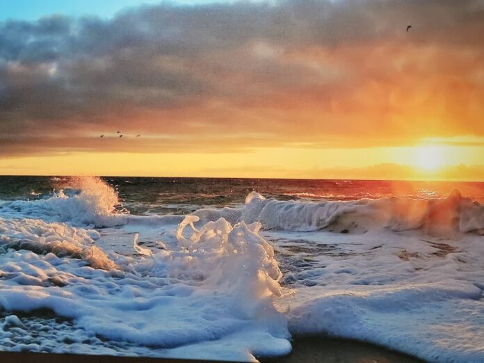 Ocean waves sunset